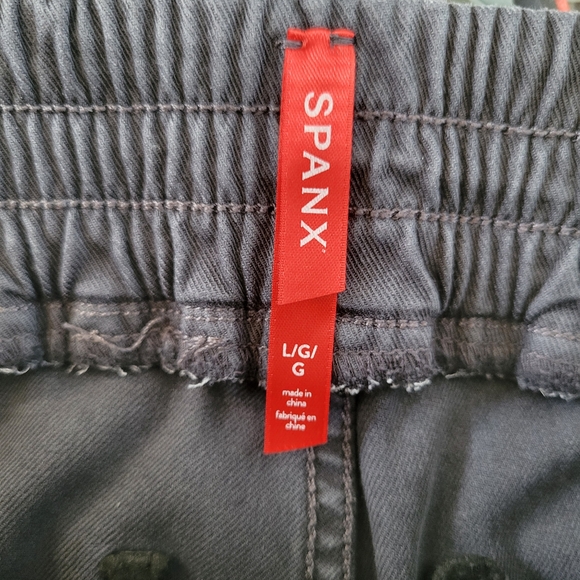 Spanx Stretch Twill Cargo Jogger Pant Washed Black Gray L - Picture 11 of 12
